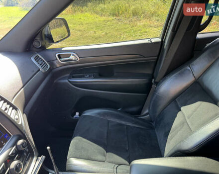 Черный Джип Гранд Чероки, объемом двигателя 3.6 л и пробегом 205 тыс. км за 24000 $, фото 25 на Automoto.ua