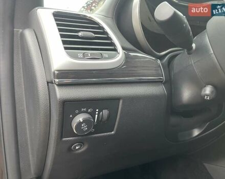 Чорний Джип Grand Cherokee, об'ємом двигуна 3 л та пробігом 100 тис. км за 29999 $, фото 44 на Automoto.ua