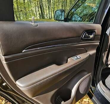 Черный Джип Гранд Чероки, объемом двигателя 2.99 л и пробегом 162 тыс. км за 26500 $, фото 20 на Automoto.ua