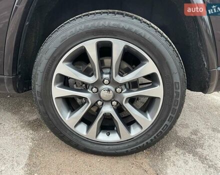 Чорний Джип Grand Cherokee, об'ємом двигуна 3 л та пробігом 100 тис. км за 29999 $, фото 26 на Automoto.ua