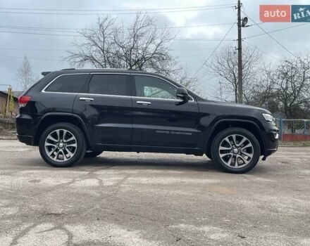 Чорний Джип Grand Cherokee, об'ємом двигуна 3 л та пробігом 100 тис. км за 29999 $, фото 185 на Automoto.ua