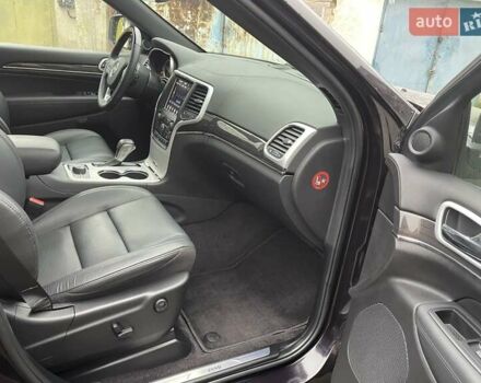 Чорний Джип Grand Cherokee, об'ємом двигуна 3 л та пробігом 100 тис. км за 29999 $, фото 143 на Automoto.ua
