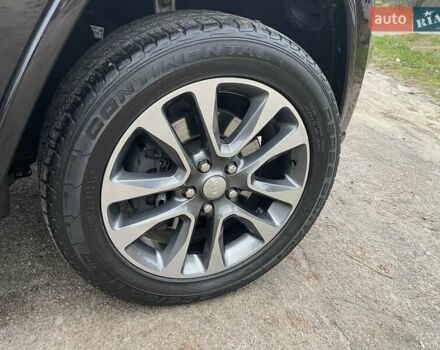 Чорний Джип Grand Cherokee, об'ємом двигуна 3 л та пробігом 100 тис. км за 29999 $, фото 99 на Automoto.ua