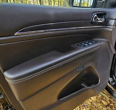 Черный Джип Гранд Чероки, объемом двигателя 2.99 л и пробегом 162 тыс. км за 26500 $, фото 18 на Automoto.ua