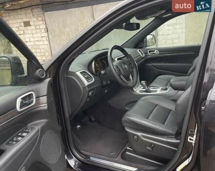 Чорний Джип Grand Cherokee, об'ємом двигуна 3 л та пробігом 100 тис. км за 29999 $, фото 86 на Automoto.ua