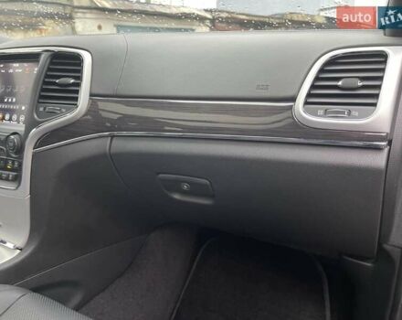 Чорний Джип Grand Cherokee, об'ємом двигуна 3 л та пробігом 100 тис. км за 29999 $, фото 148 на Automoto.ua