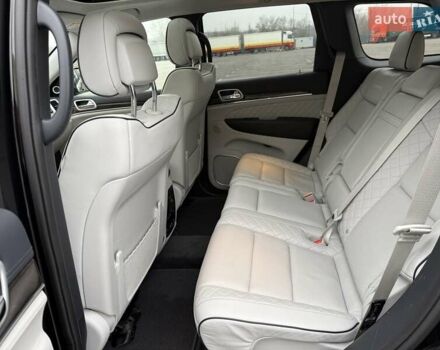 Чорний Джип Grand Cherokee, об'ємом двигуна 2.99 л та пробігом 67 тис. км за 34500 $, фото 15 на Automoto.ua