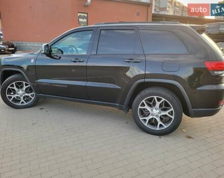 Джип Гранд Чероки 2020 в Сумах на Automoto.ua Черный Джип Гранд Чероки, объемом двигателя 3.6 л и пробегом 120 тыс. км за 30000 $, фото 8 на Automoto.ua