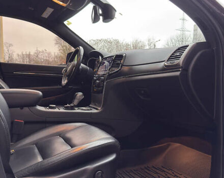 Черный Джип Гранд Чероки, объемом двигателя 3.6 л и пробегом 89 тыс. км за 35000 $, фото 18 на Automoto.ua