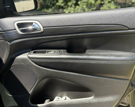 Черный Джип Гранд Чероки, объемом двигателя 3.6 л и пробегом 175 тыс. км за 25500 $, фото 11 на Automoto.ua