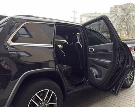 Черный Джип Гранд Чероки, объемом двигателя 3.6 л и пробегом 89 тыс. км за 35000 $, фото 6 на Automoto.ua