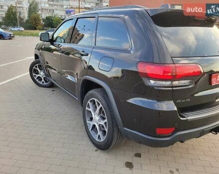 Джип Гранд Чероки 2020 в Сумах на Automoto.ua Черный Джип Гранд Чероки, объемом двигателя 3.6 л и пробегом 120 тыс. км за 30000 $, фото 6 на Automoto.ua