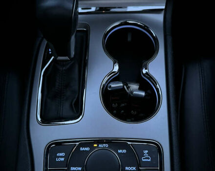 Чорний Джип Grand Cherokee, об'ємом двигуна 3.6 л та пробігом 82 тис. км за 38000 $, фото 13 на Automoto.ua