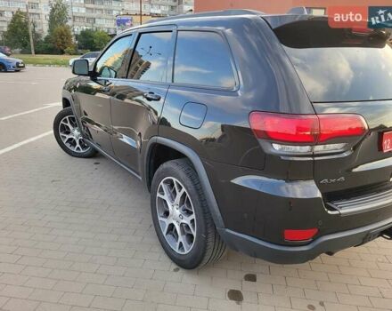 Джип Гранд Чероки 2020 в Сумах на Automoto.ua Черный Джип Гранд Чероки, объемом двигателя 3.6 л и пробегом 120 тыс. км за 30000 $, фото 7 на Automoto.ua