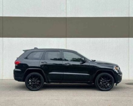 Черный Джип Гранд Чероки, объемом двигателя 3.6 л и пробегом 43 тыс. км за 14000 $, фото 3 на Automoto.ua