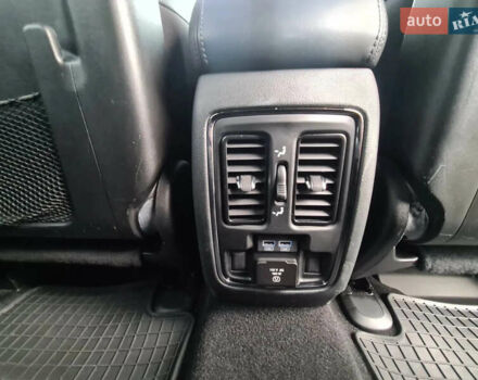 Черный Джип Гранд Чероки, объемом двигателя 3.6 л и пробегом 73 тыс. км за 26000 $, фото 11 на Automoto.ua