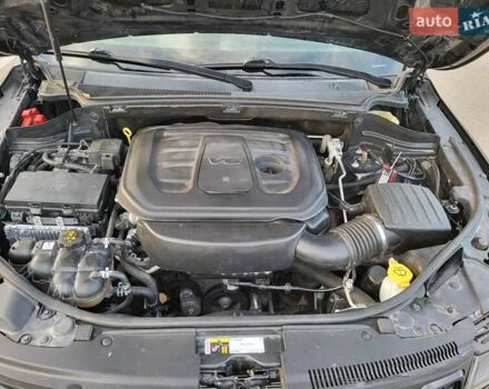 Джип Гранд Чероки 2020 в Сумах на Automoto.ua Черный Джип Гранд Чероки, объемом двигателя 3.6 л и пробегом 120 тыс. км за 30000 $, фото 14 на Automoto.ua