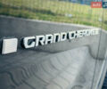 Чорний Джип Grand Cherokee, об'ємом двигуна 5.65 л та пробігом 105 тис. км за 43000 $, фото 2 на Automoto.ua