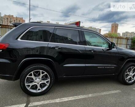 Чорний Джип Grand Cherokee, об'ємом двигуна 2.99 л та пробігом 8 тис. км за 61000 $, фото 50 на Automoto.ua