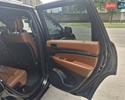 Джип Гранд Чероки 2021 в Черкассах на Automoto.ua Черный Джип Гранд Чероки, объемом двигателя 2.99 л и пробегом 82 тыс. км за 41800 $, фото 26 на Automoto.ua