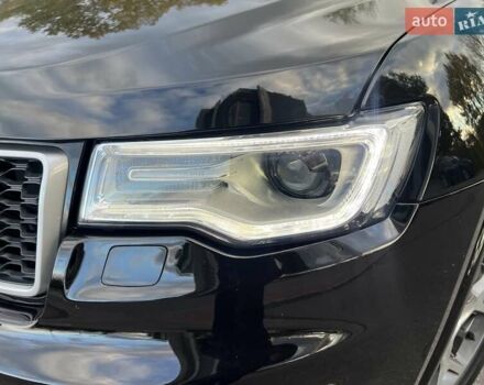 Джип Гранд Чероки 2021 в Киеве на Automoto.ua Черный Джип Гранд Чероки, объемом двигателя 2.97 л и пробегом 62 тыс. км за 41500 $, фото 2 на Automoto.ua