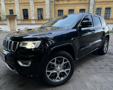 Черный Джип Гранд Чероки, объемом двигателя 2.99 л и пробегом 27 тыс. км за 47000 $, фото 2 на Automoto.ua