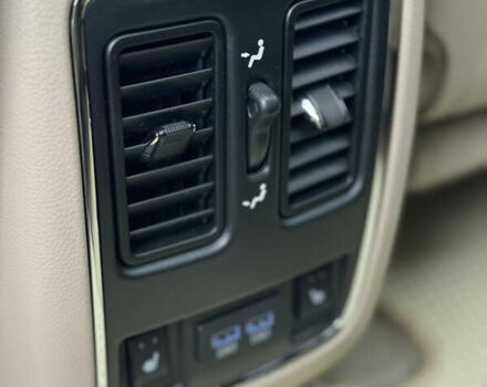 Черный Джип Гранд Чероки, объемом двигателя 2.99 л и пробегом 75 тыс. км за 36900 $, фото 14 на Automoto.ua