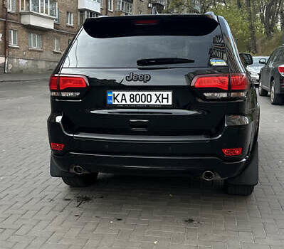 Черный Джип Гранд Чероки, объемом двигателя 2.99 л и пробегом 72 тыс. км за 38000 $, фото 4 на Automoto.ua