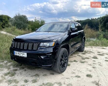 Джип Гранд Чероки 2021 в Киеве на Automoto.ua Черный Джип Гранд Чероки, объемом двигателя 3.6 л и пробегом 27 тыс. км за 26200 $, фото 16 на Automoto.ua