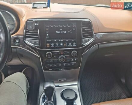Джип Гранд Чероки 2021 в Черкассах на Automoto.ua Черный Джип Гранд Чероки, объемом двигателя 2.99 л и пробегом 82 тыс. км за 41800 $, фото 13 на Automoto.ua