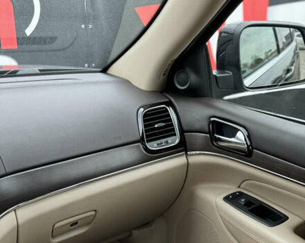 Черный Джип Гранд Чероки, объемом двигателя 2.99 л и пробегом 75 тыс. км за 36900 $, фото 12 на Automoto.ua