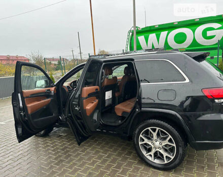 Чорний Джип Grand Cherokee, об'ємом двигуна 2.99 л та пробігом 26 тис. км за 50000 $, фото 8 на Automoto.ua