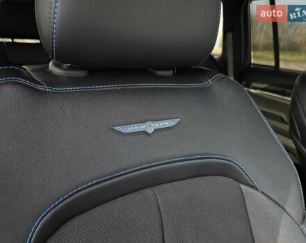 Черный Джип Гранд Чероки, объемом двигателя 2 л и пробегом 53 тыс. км за 59000 $, фото 67 на Automoto.ua