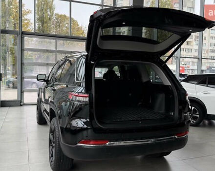 Джип Гранд Чероки 2022 в Чернигове на Automoto.ua Черный Джип Гранд Чероки, объемом двигателя 3.6 л и пробегом 25 тыс. км за 41500 $, фото 15 на Automoto.ua