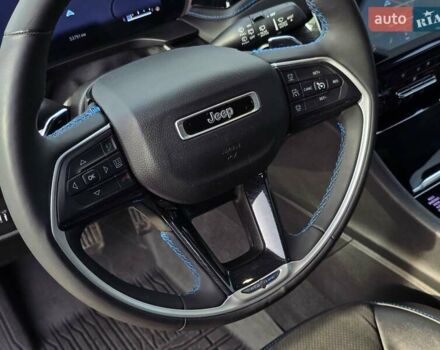 Черный Джип Гранд Чероки, объемом двигателя 2 л и пробегом 53 тыс. км за 59000 $, фото 48 на Automoto.ua