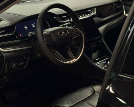 Чорний Джип Grand Cherokee, об'ємом двигуна 2 л та пробігом 6 тис. км за 57000 $, фото 10 на Automoto.ua