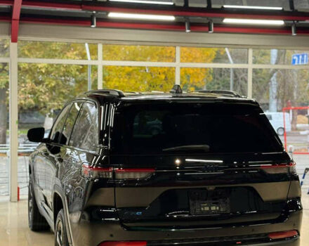 Чорний Джип Grand Cherokee, об'ємом двигуна 2 л та пробігом 6 тис. км за 57000 $, фото 6 на Automoto.ua