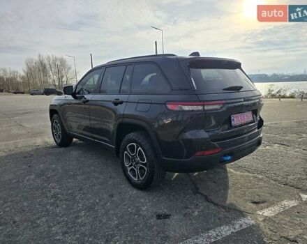 Черный Джип Гранд Чероки, объемом двигателя 2 л и пробегом 53 тыс. км за 59000 $, фото 5 на Automoto.ua