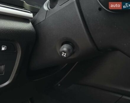 Черный Джип Гранд Чероки, объемом двигателя 2 л и пробегом 53 тыс. км за 59000 $, фото 66 на Automoto.ua