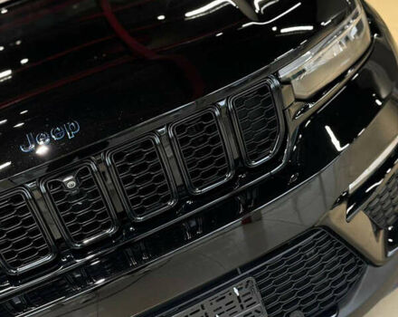 Чорний Джип Grand Cherokee, об'ємом двигуна 2 л та пробігом 6 тис. км за 57000 $, фото 12 на Automoto.ua