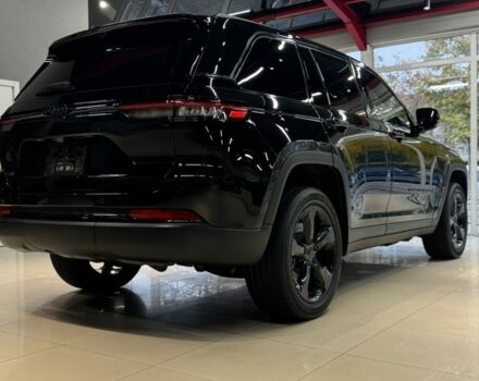 Чорний Джип Grand Cherokee, об'ємом двигуна 2 л та пробігом 40 тис. км за 57000 $, фото 7 на Automoto.ua