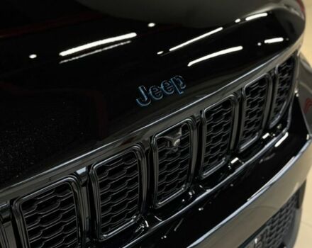 Чорний Джип Grand Cherokee, об'ємом двигуна 2 л та пробігом 40 тис. км за 57000 $, фото 5 на Automoto.ua