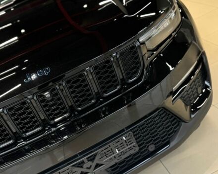 Чорний Джип Grand Cherokee, об'ємом двигуна 2 л та пробігом 40 тис. км за 57000 $, фото 12 на Automoto.ua