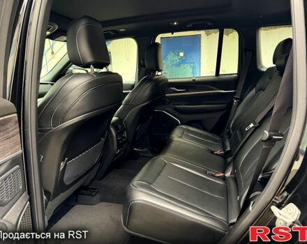 Чорний Джип Grand Cherokee, об'ємом двигуна 3.6 л та пробігом 16 тис. км за 57500 $, фото 10 на Automoto.ua