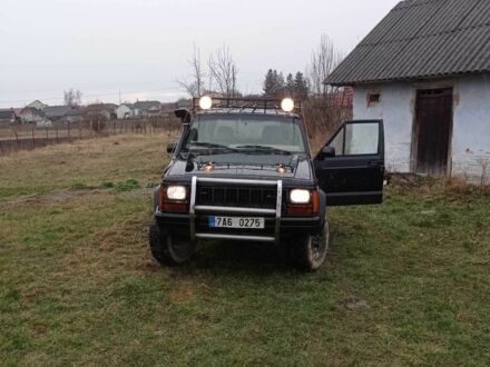 Чорний Джип Grand Cherokee, об'ємом двигуна 0.25 л та пробігом 100 тис. км за 4200 $, фото 1 на Automoto.ua