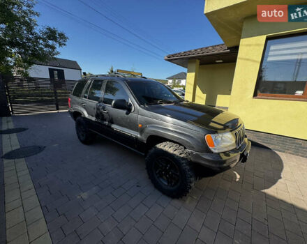 Чорний Джип Grand Cherokee, об'ємом двигуна 2.69 л та пробігом 395 тис. км за 9000 $, фото 1 на Automoto.ua