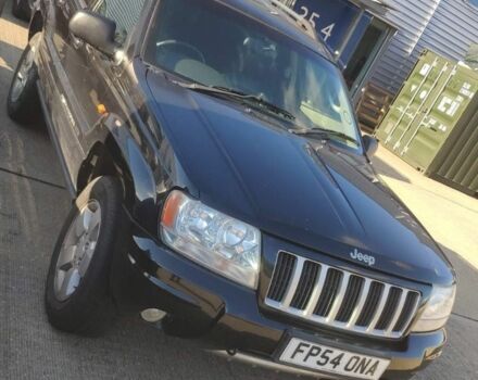 Черный Джип Гранд Чероки, объемом двигателя 2.7 л и пробегом 250 тыс. км за 3600 $, фото 1 на Automoto.ua