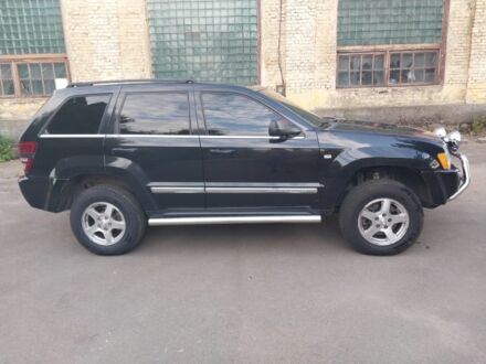 Черный Джип Гранд Чероки, объемом двигателя 3 л и пробегом 300 тыс. км за 5500 $, фото 1 на Automoto.ua