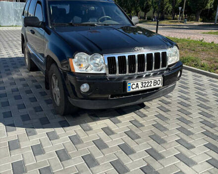 Чорний Джип Grand Cherokee, об'ємом двигуна 3 л та пробігом 300 тис. км за 8000 $, фото 1 на Automoto.ua