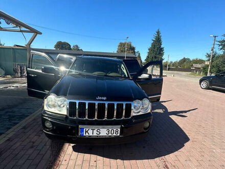 Чорний Джип Grand Cherokee, об'ємом двигуна 3 л та пробігом 300 тис. км за 5800 $, фото 1 на Automoto.ua